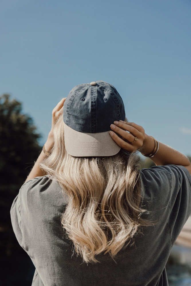 BEAU AWARE™ Washed 6 panel 270gsm cotton twill two tone cap