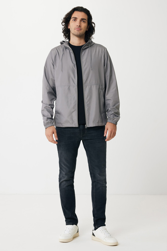 IQONIQ Logan gerecycled polyester lichtgewicht jas