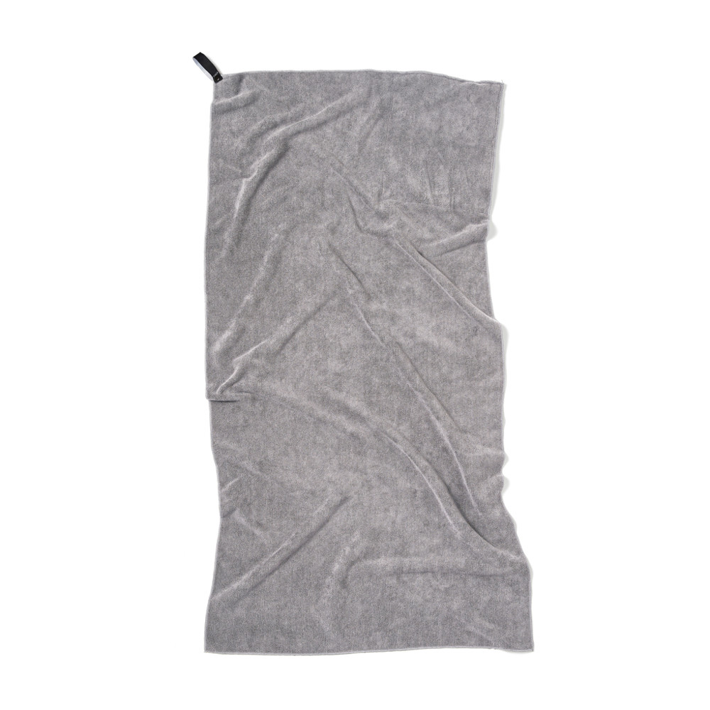 VINGA RPET Active Dry handdoek 140x70 - grijs (± PMS 17-3911)