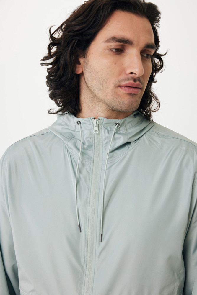IQONIQ Logan gerecycled polyester lichtgewicht jas