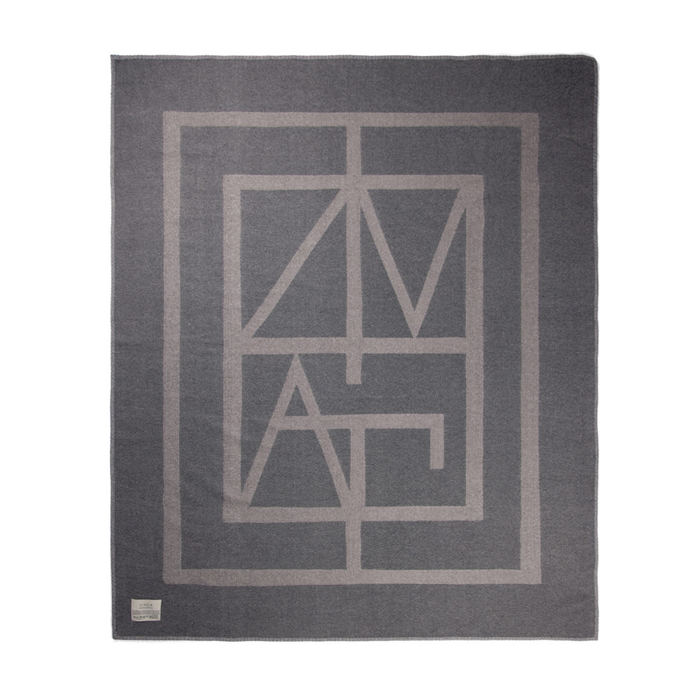 VINGA Monogram GRS deken