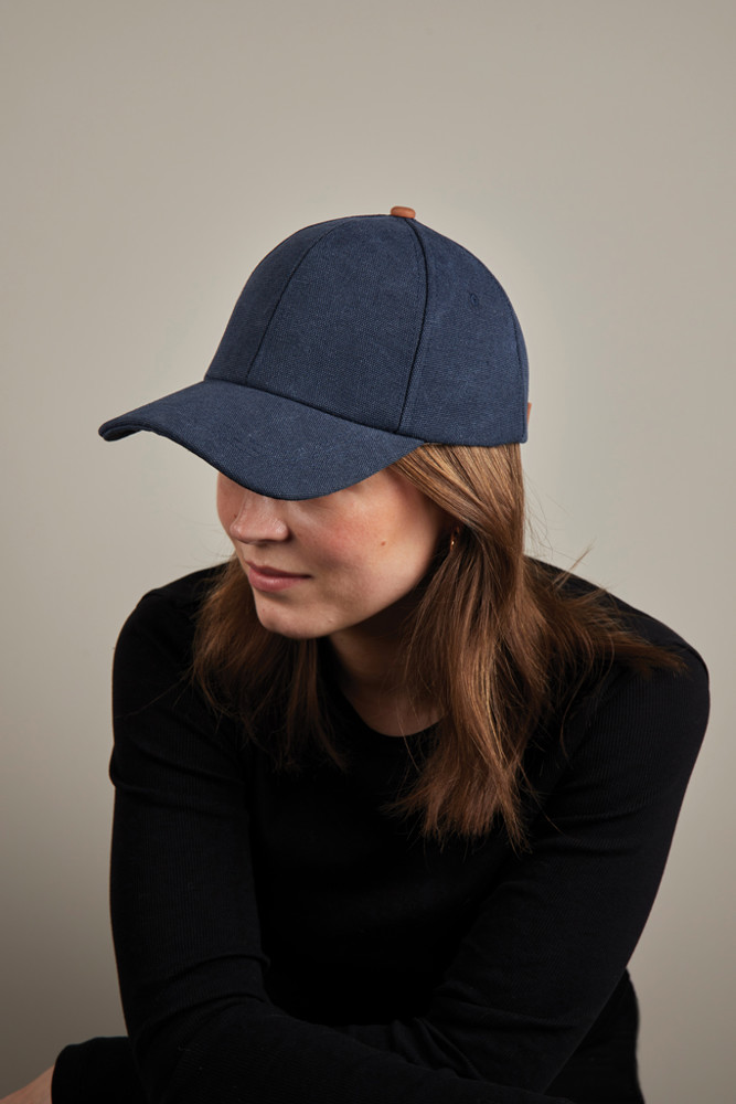 VINGA Bosler AWARE™ recycled canvas cap